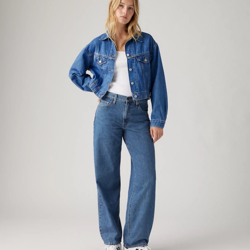 LEVI’s baggy dad jean